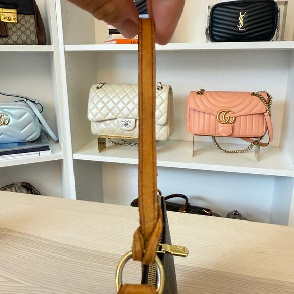 Louis Vuitton Monogram Pochette Accessories - Picture 11 of 13